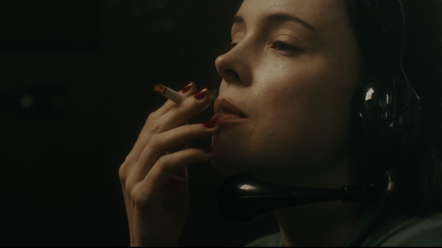 Тревожный звонок (2023) - фото №1 Тревожный звонок (2023) - фото №1