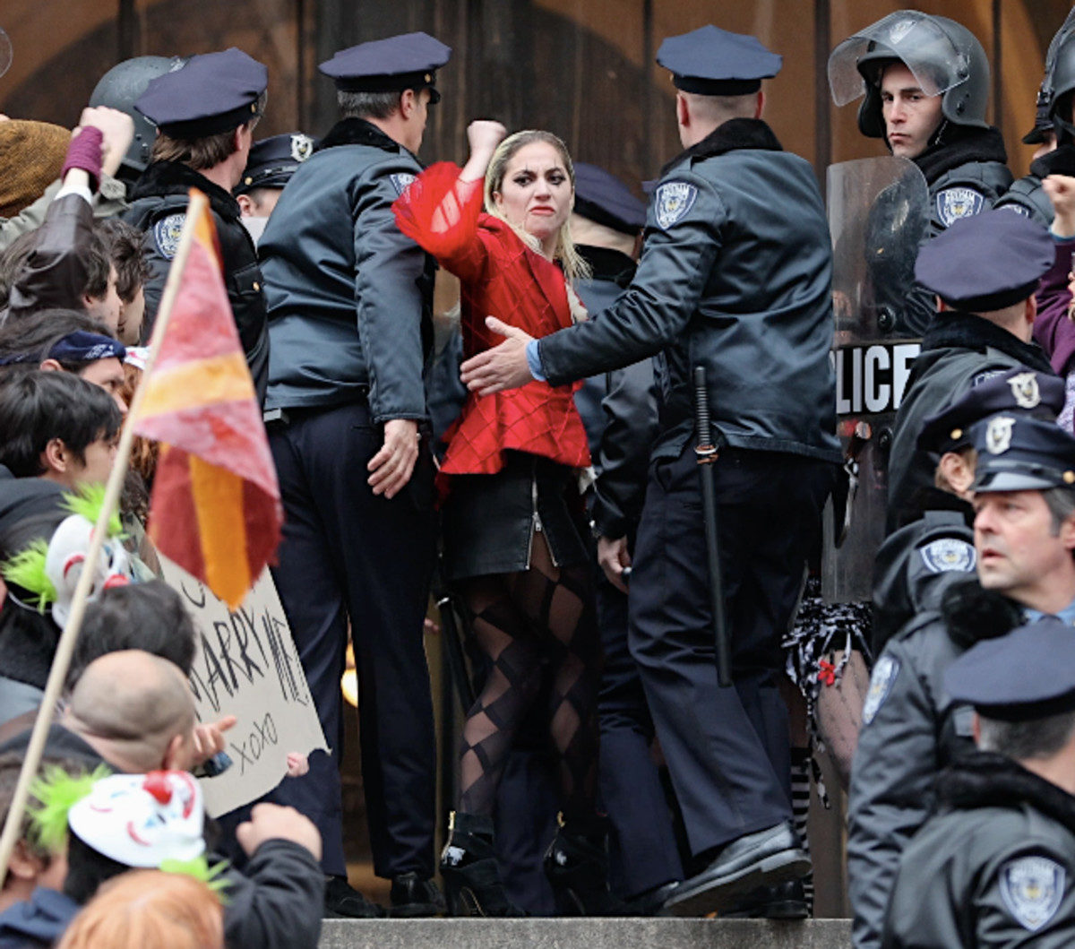 Джокер: Безумие на двоих (2024) - фото №8