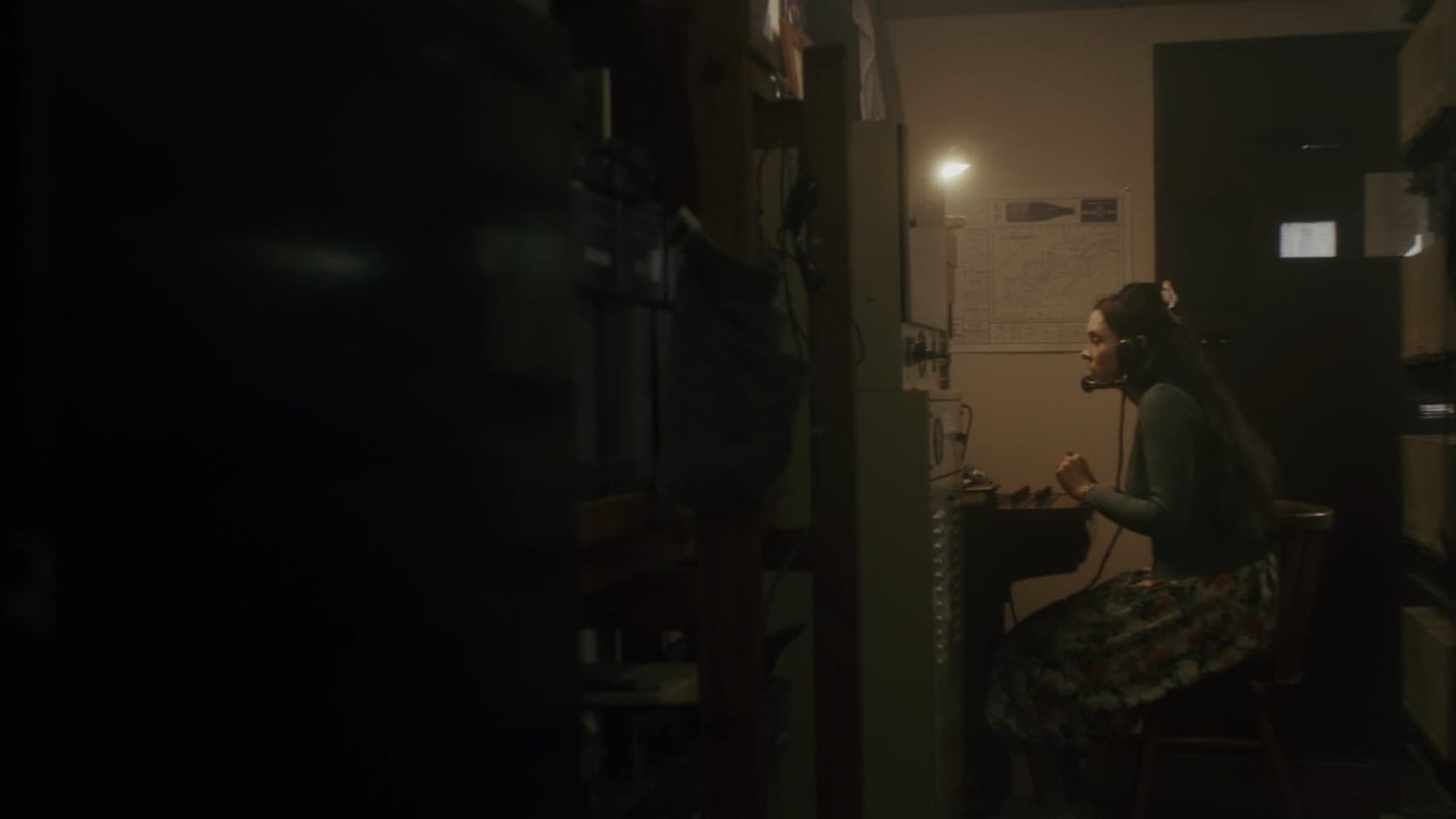 Тревожный звонок (2023) - фото №8