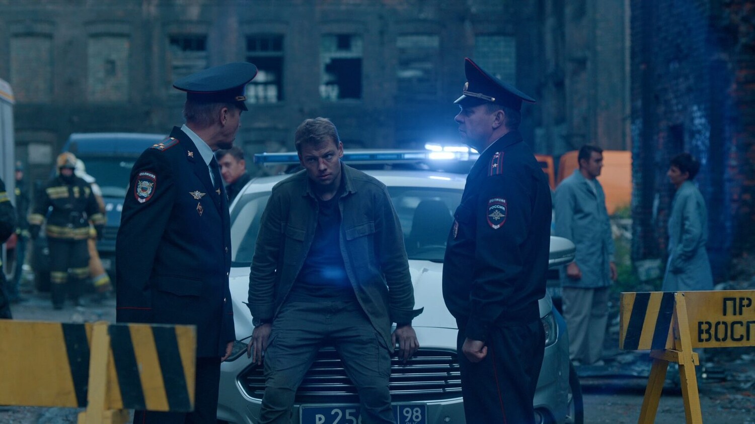 Такси под прикрытием (сериал) (2023) - фото №8