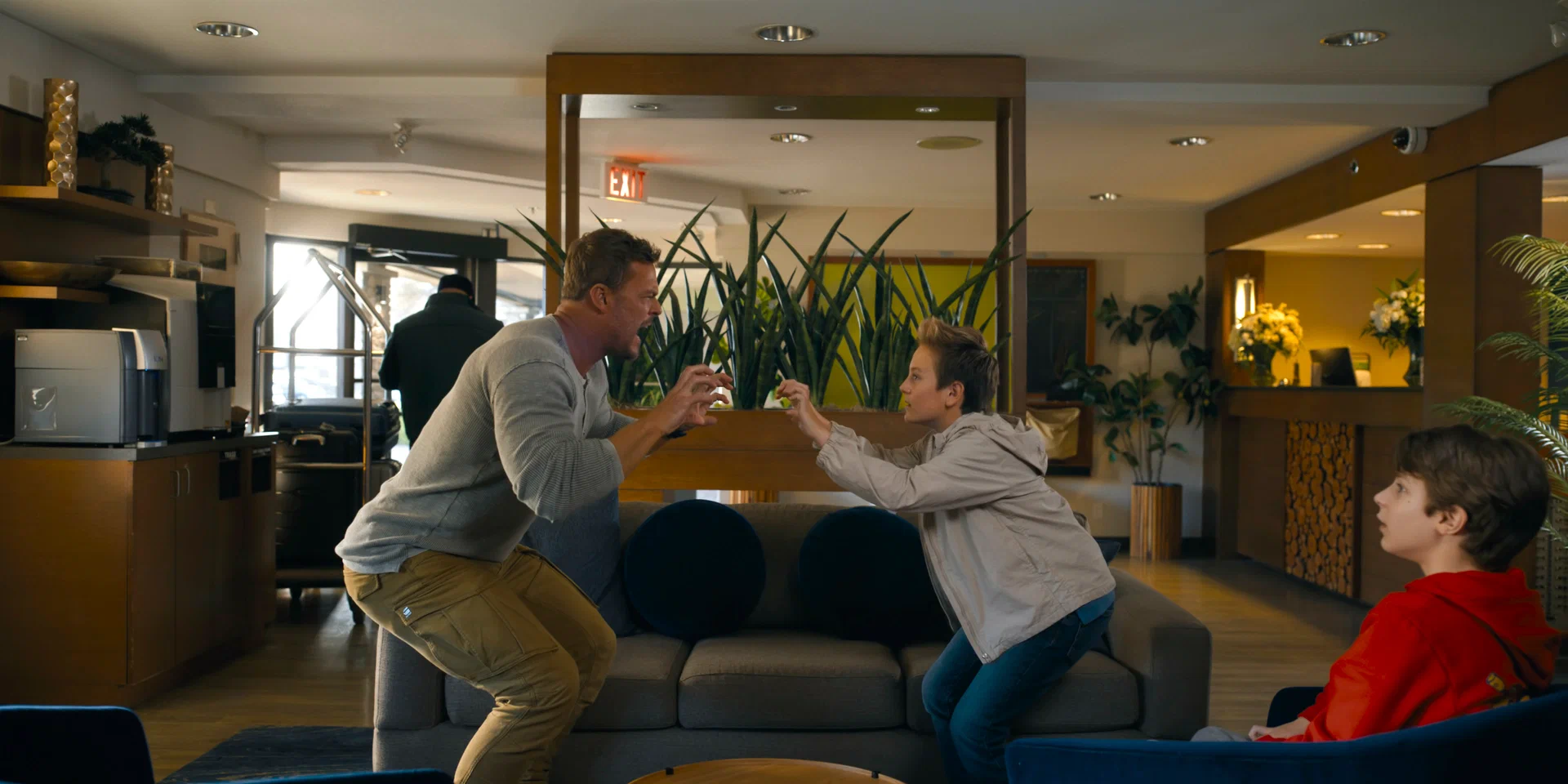 Убойная суббота (2025) - фото №3