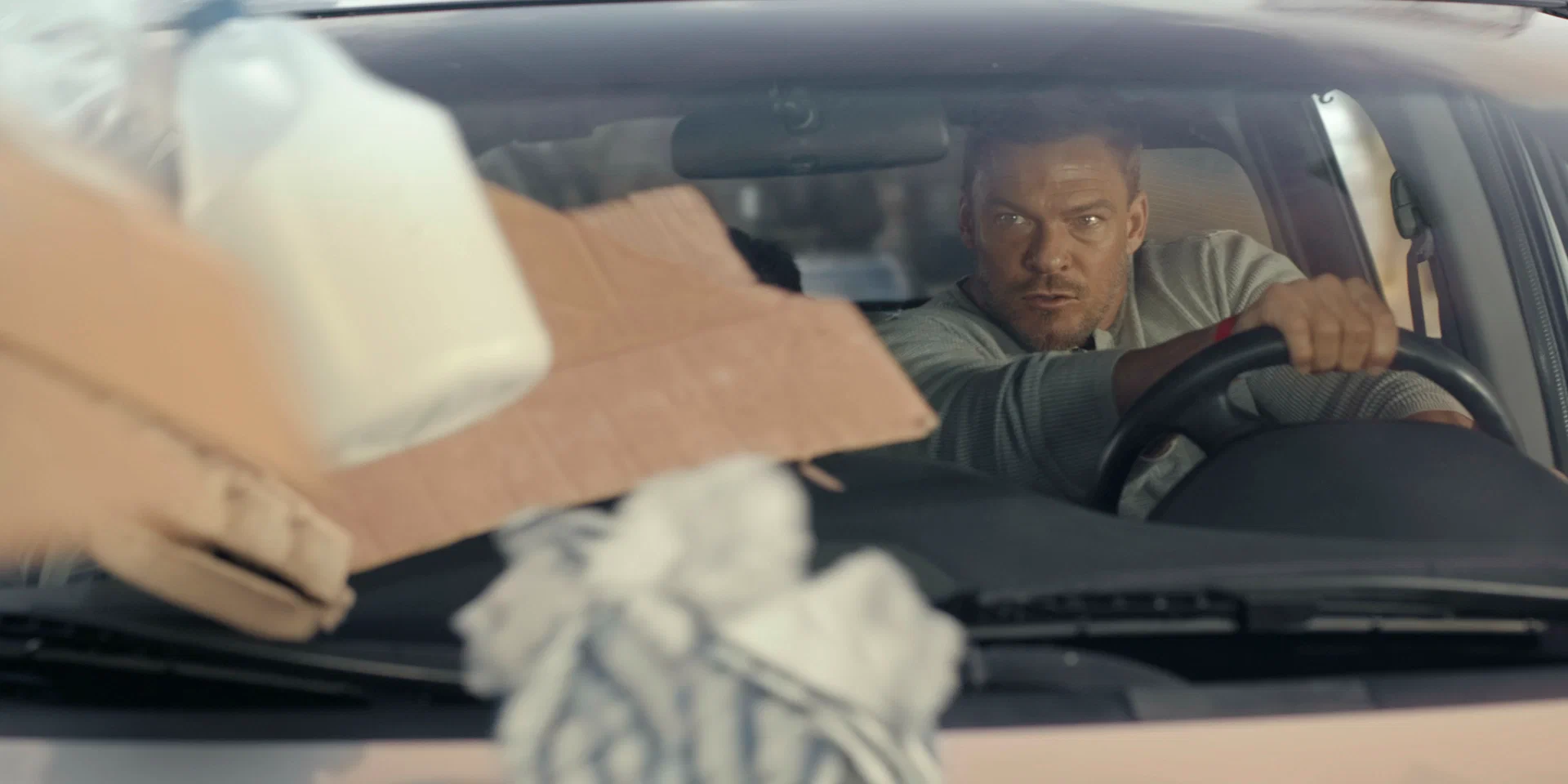 Убойная суббота (2025) - фото №12