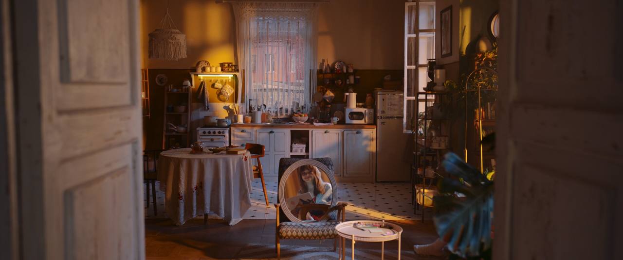 Сводишь с ума (2025) - фото №9