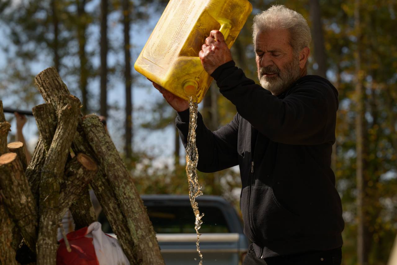 Сезон охоты (2025) - фото №2