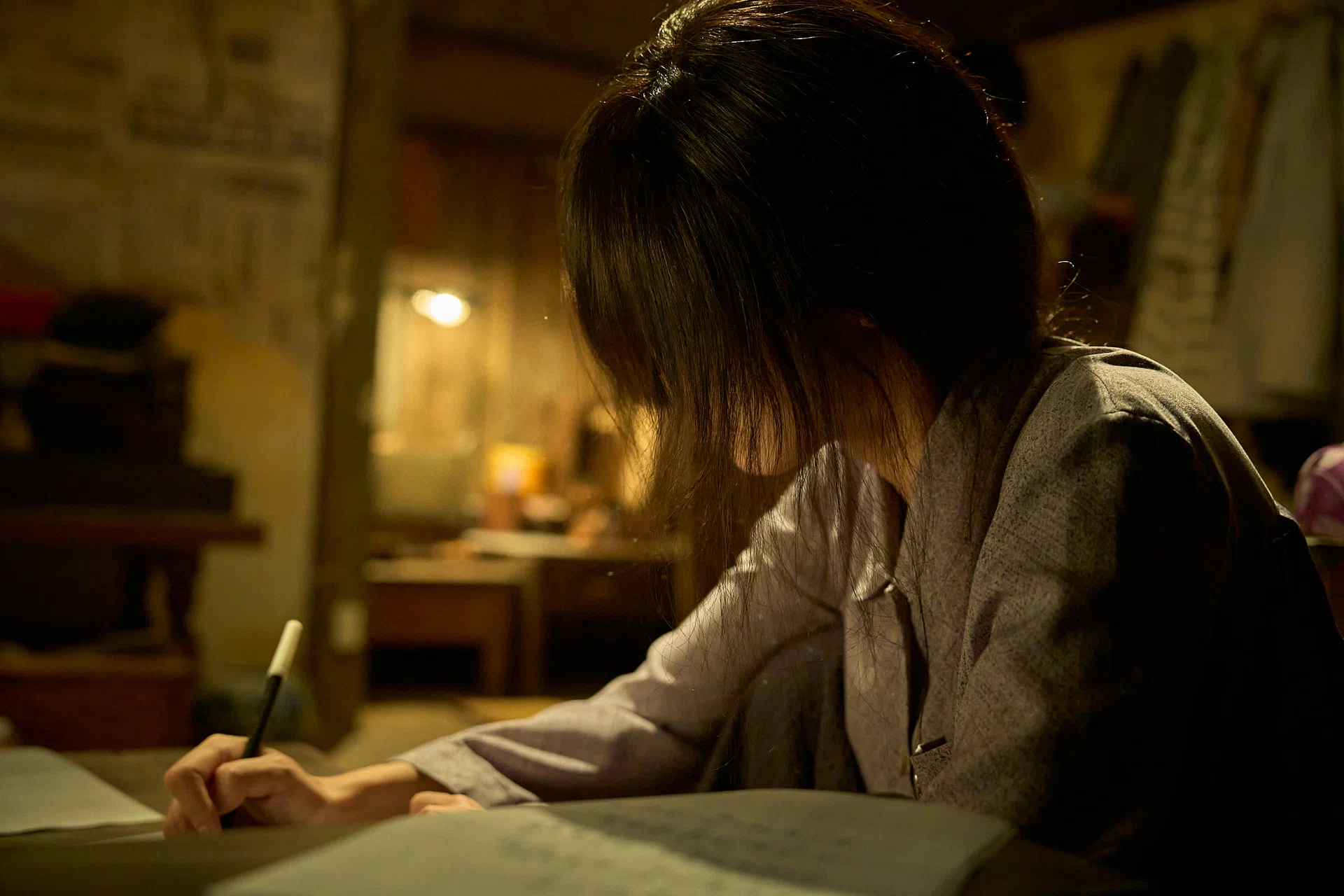 Без лица (2025) - фото №3