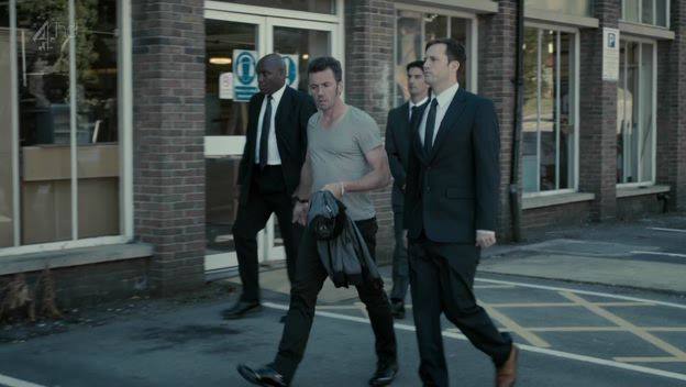 Черное зеркало (сериал) (2011) - фото №4