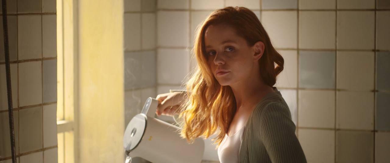 Сводишь с ума (2025) - фото №1