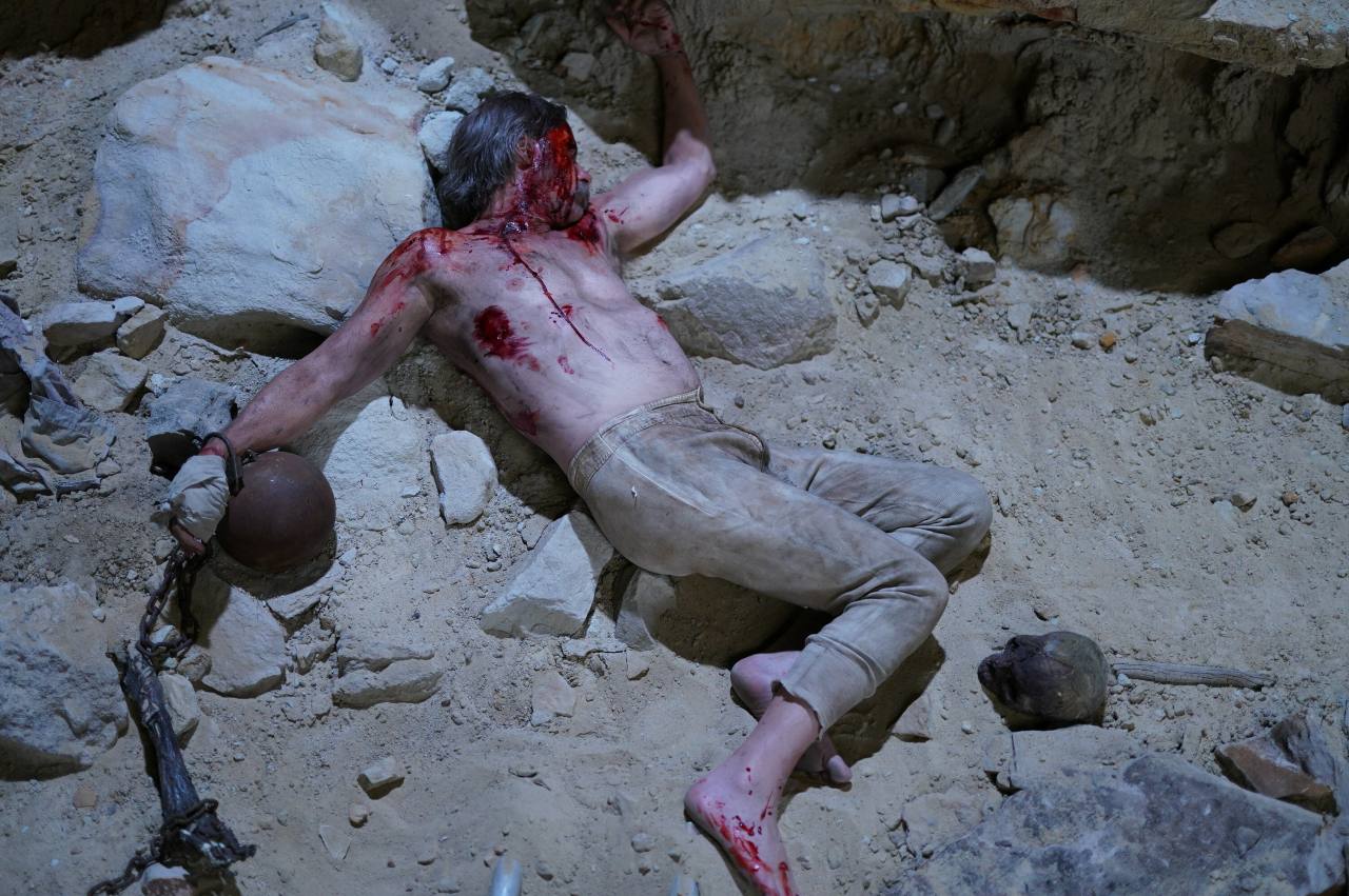 Грехи Запада (2025) - фото №5