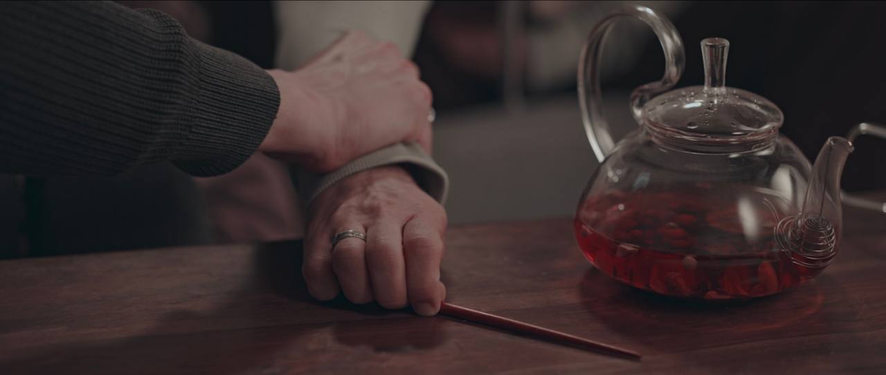 Кто-то должен умереть (2025) - фото №6