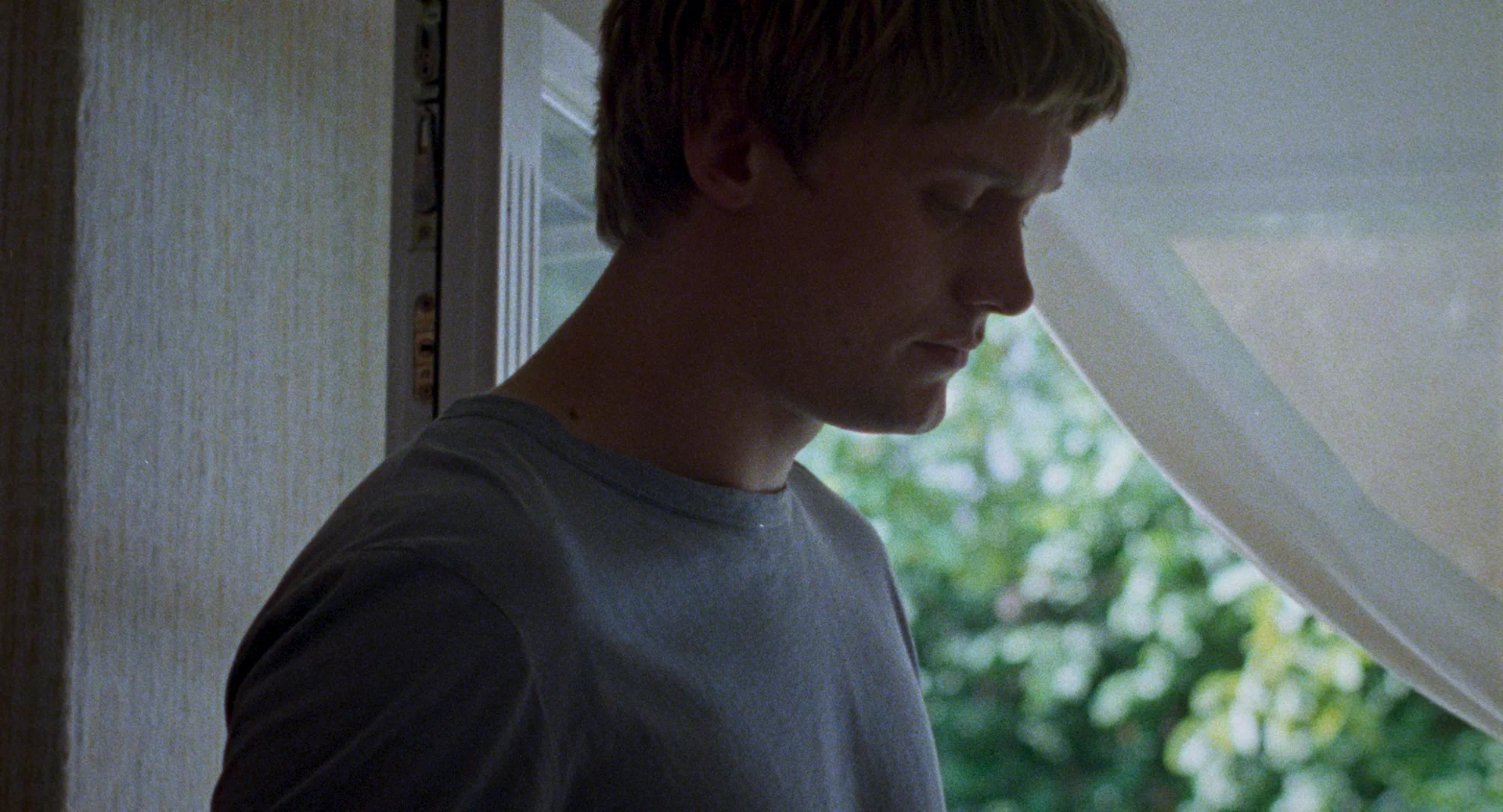 Молчаливый друг (2025) - фото №2