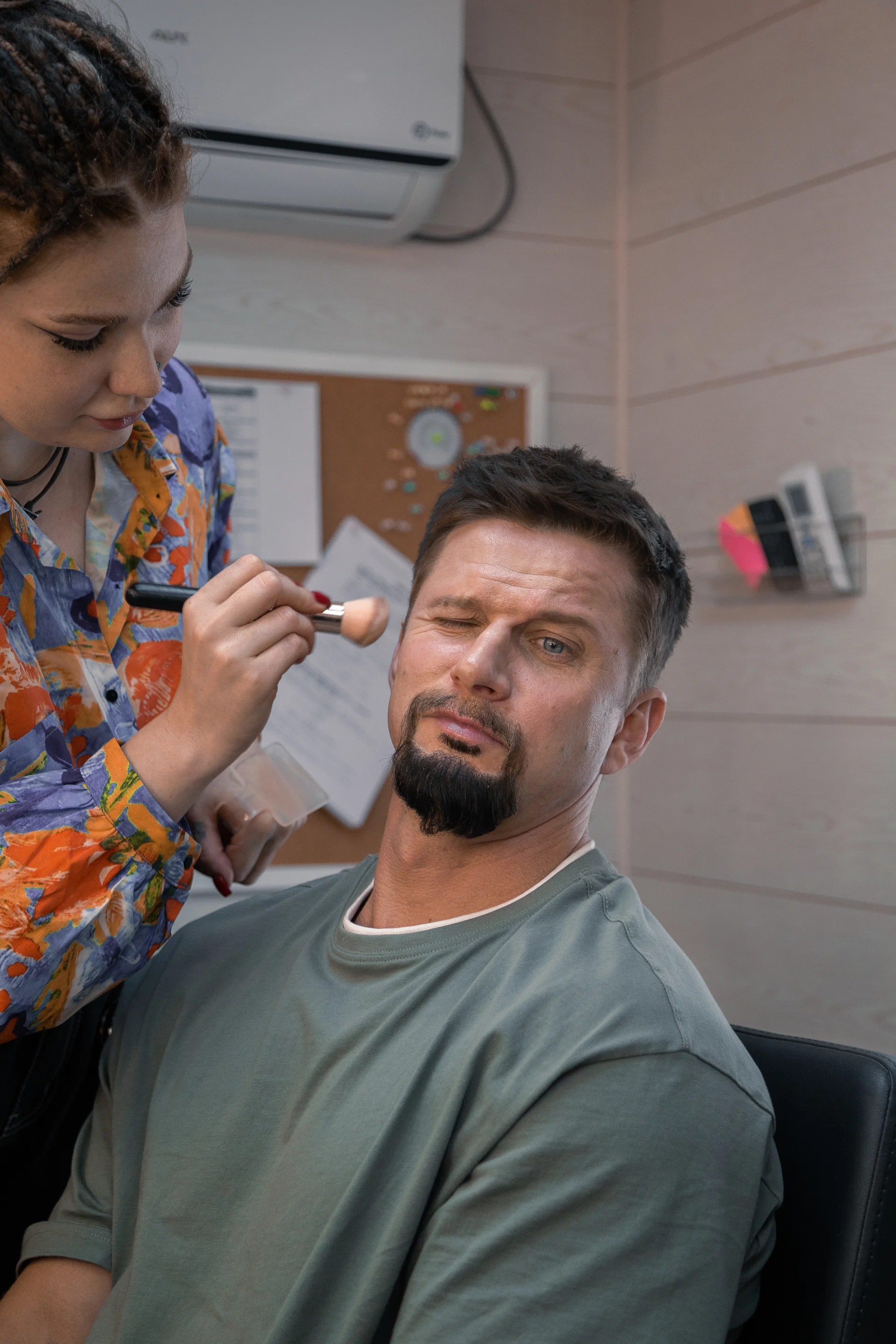 Дополнительное время (2026) - фото №7