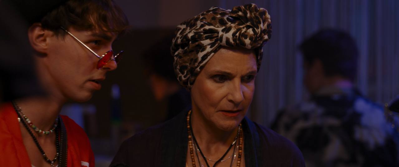 Сводишь с ума (2025) - фото №4