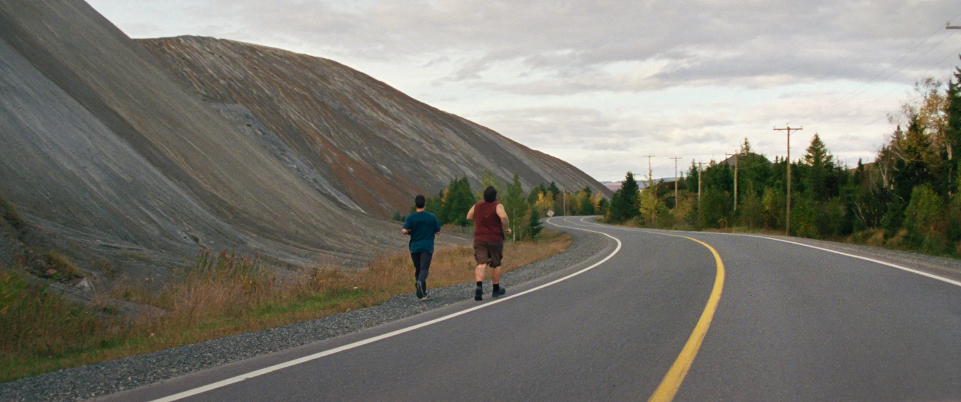 Любовный апокалипсис (2025) - фото №9 Любовный апокалипсис (2025) - фото №9