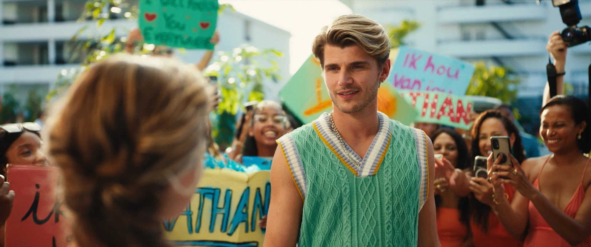 Любовный переполох (2025) - фото №9 Любовный переполох (2025) - фото №9