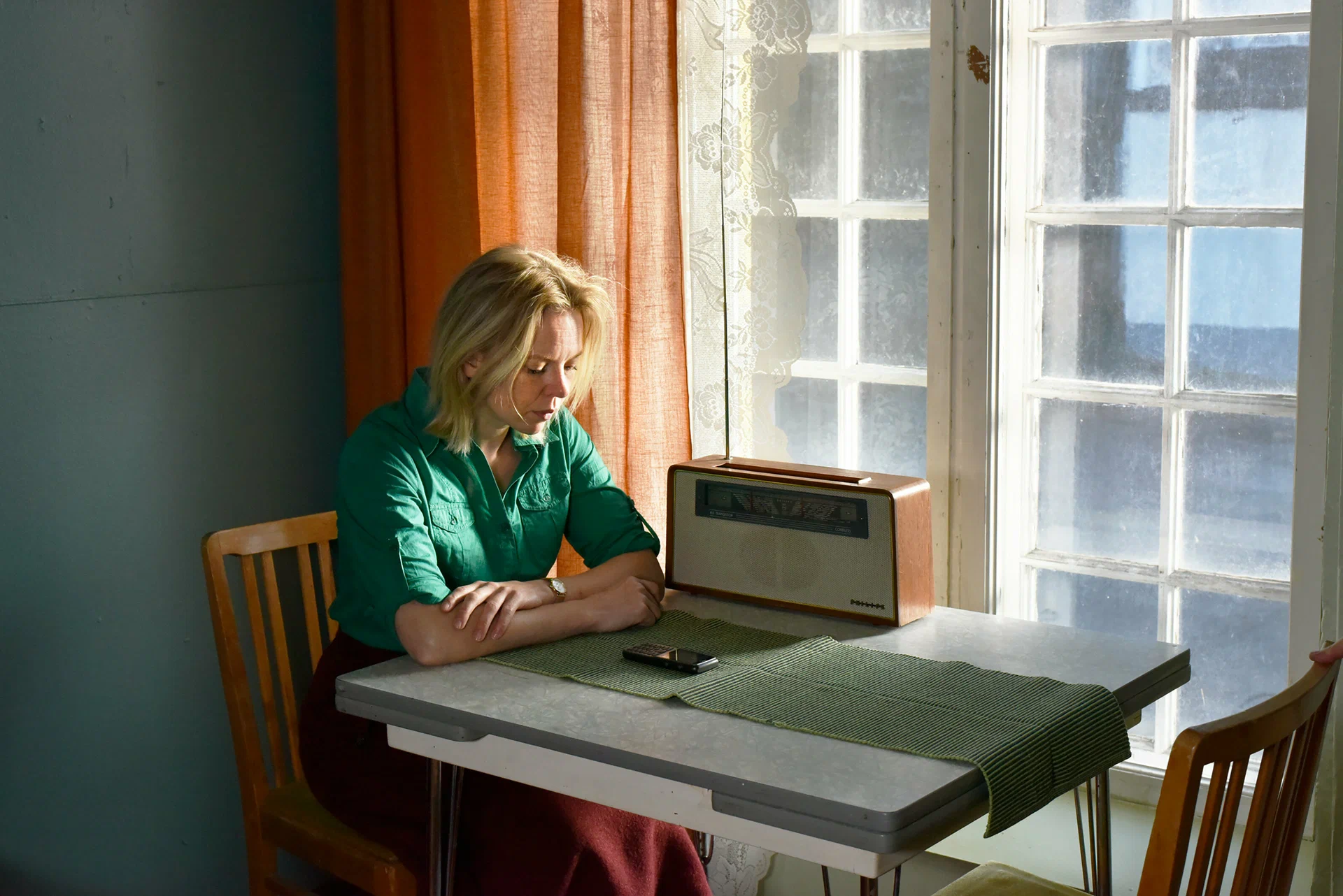 Опавшие листья (2023) - фото №5