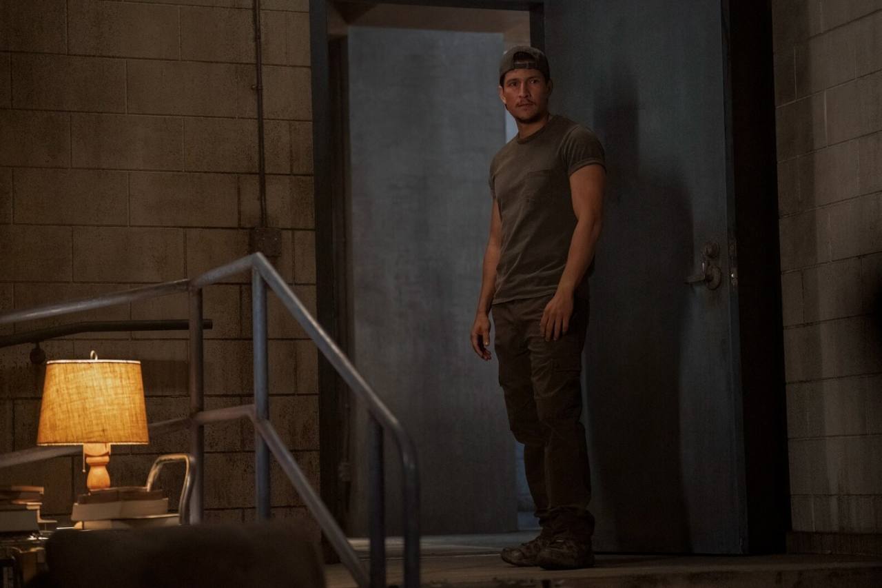 Одни из нас (сериал) (2023) - фото №9