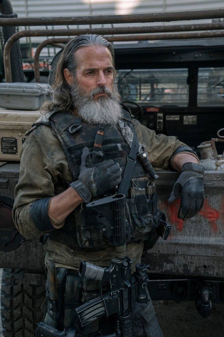 Одни из нас (сериал) (2023) - фото №1