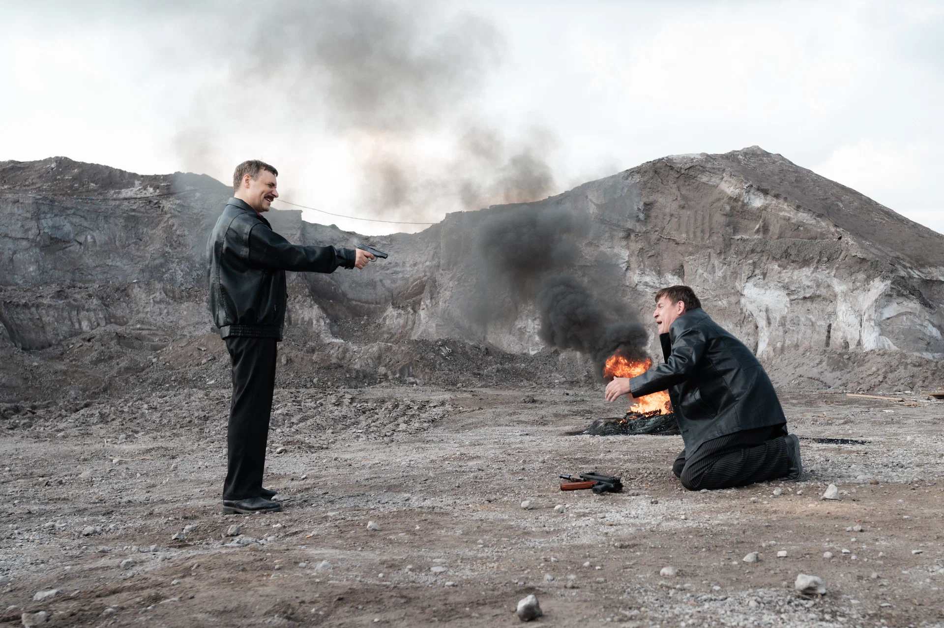 Человек, который смеётся (2026) - фото №19