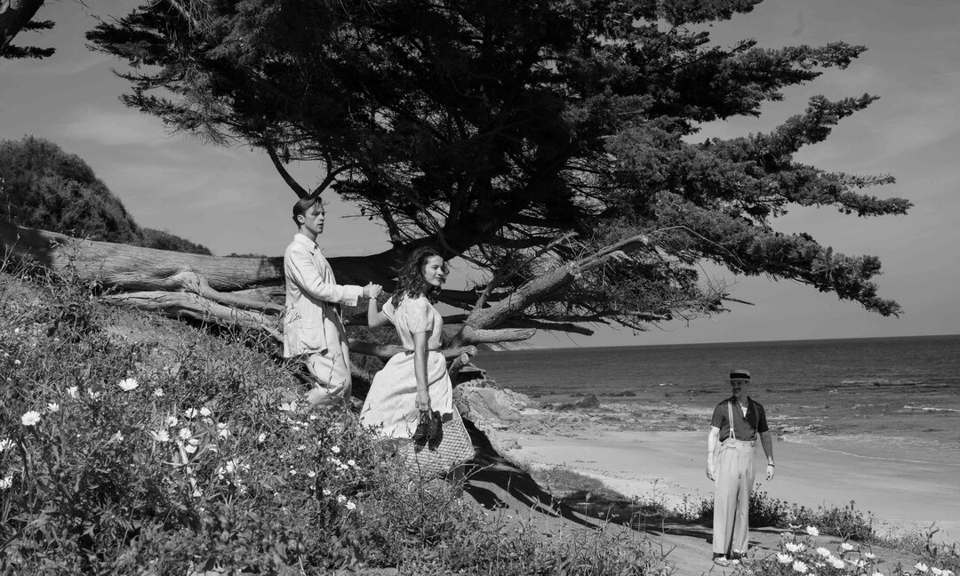 Посторонний (2025) - фото №7