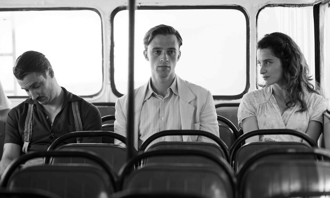 Посторонний (2025) - фото №6