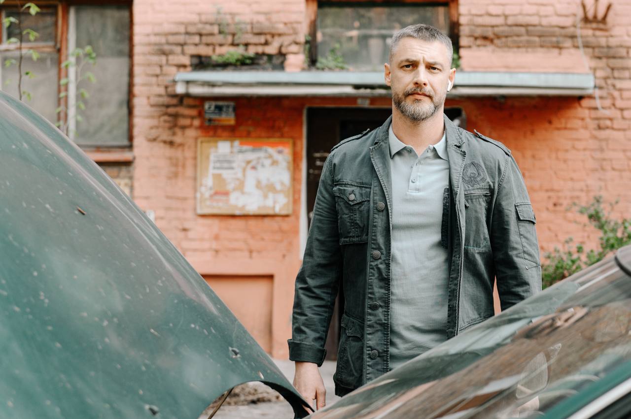 Вторая семья (сериал) (2023) - фото №1