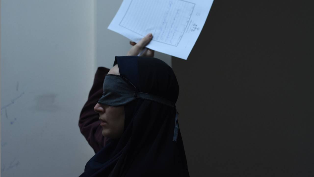 Семя священного инжира (2024) - фото №5