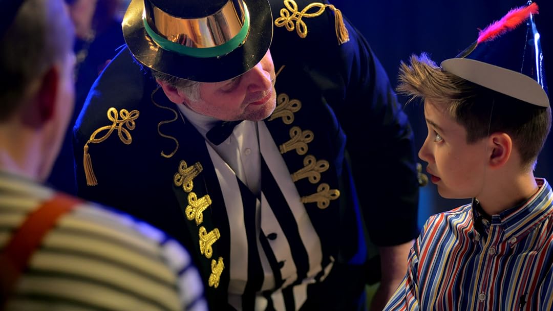 Как мы сбежали с цирком (2019) - фото №8 Как мы сбежали с цирком (2019) - фото №8