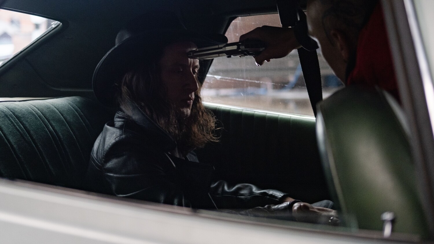 Пять фунтов искупления (2024) - фото №8