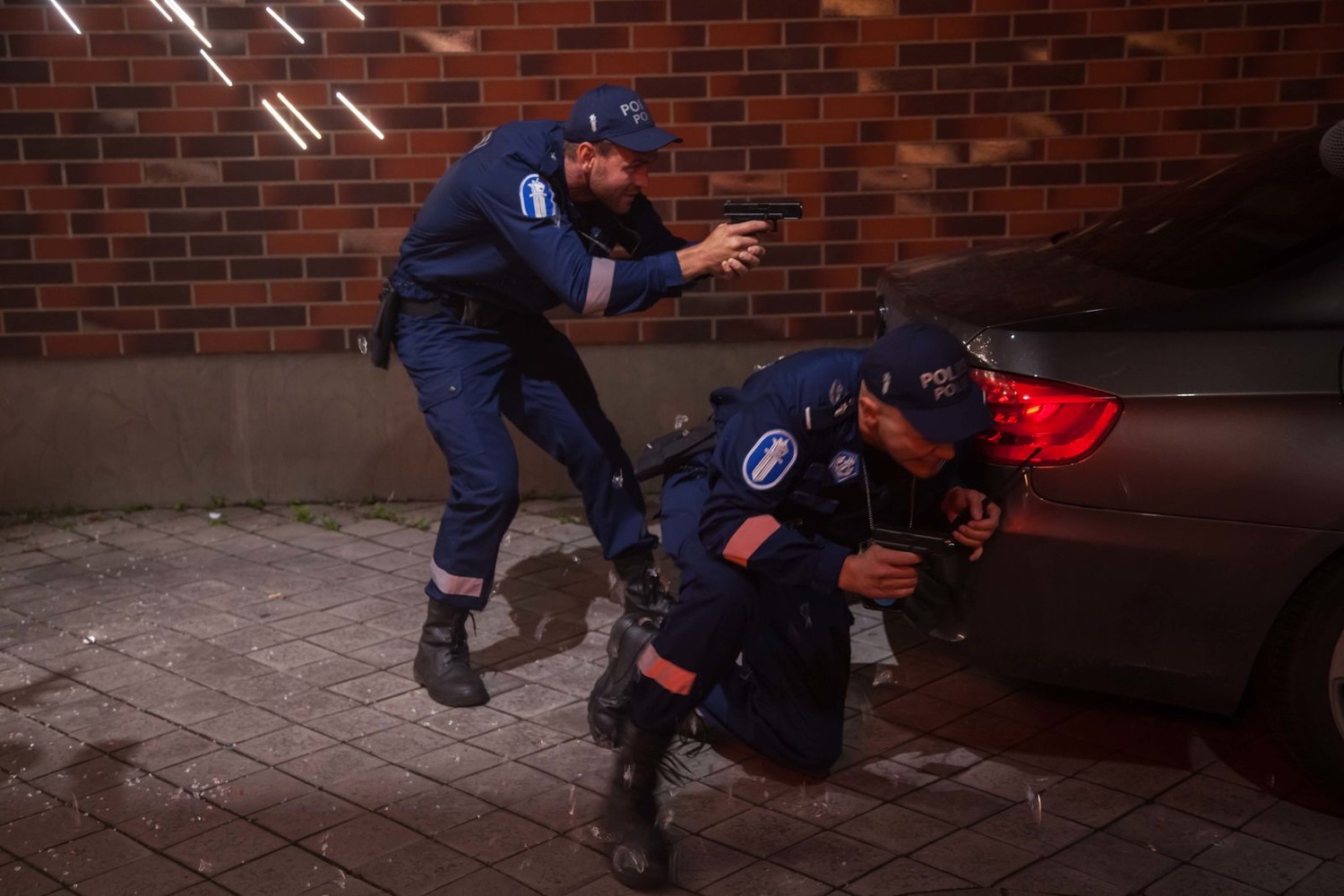 Один шанс на троих (сериал) (2022) - фото №8