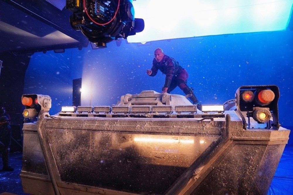 Миссия: Красный (2024) - фото №8