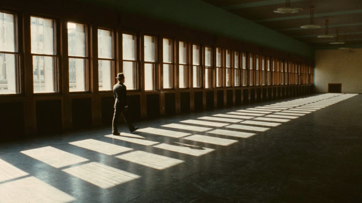 Конформист (2024) - фото №8