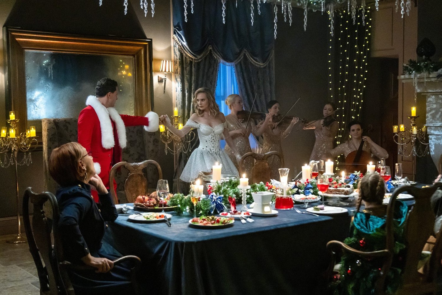 Поймай собаку, если сможешь (2024) - фото №8