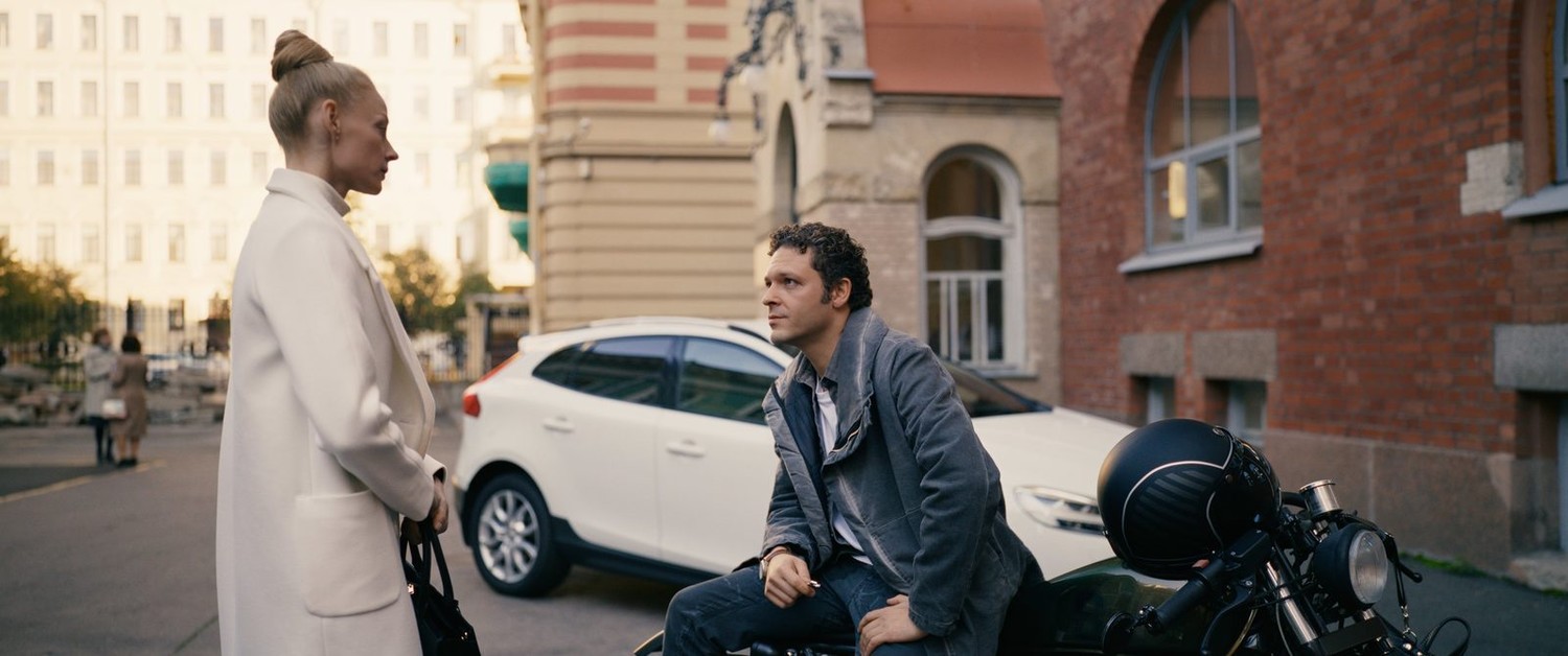 Маме снова 17 (2024) - фото №8