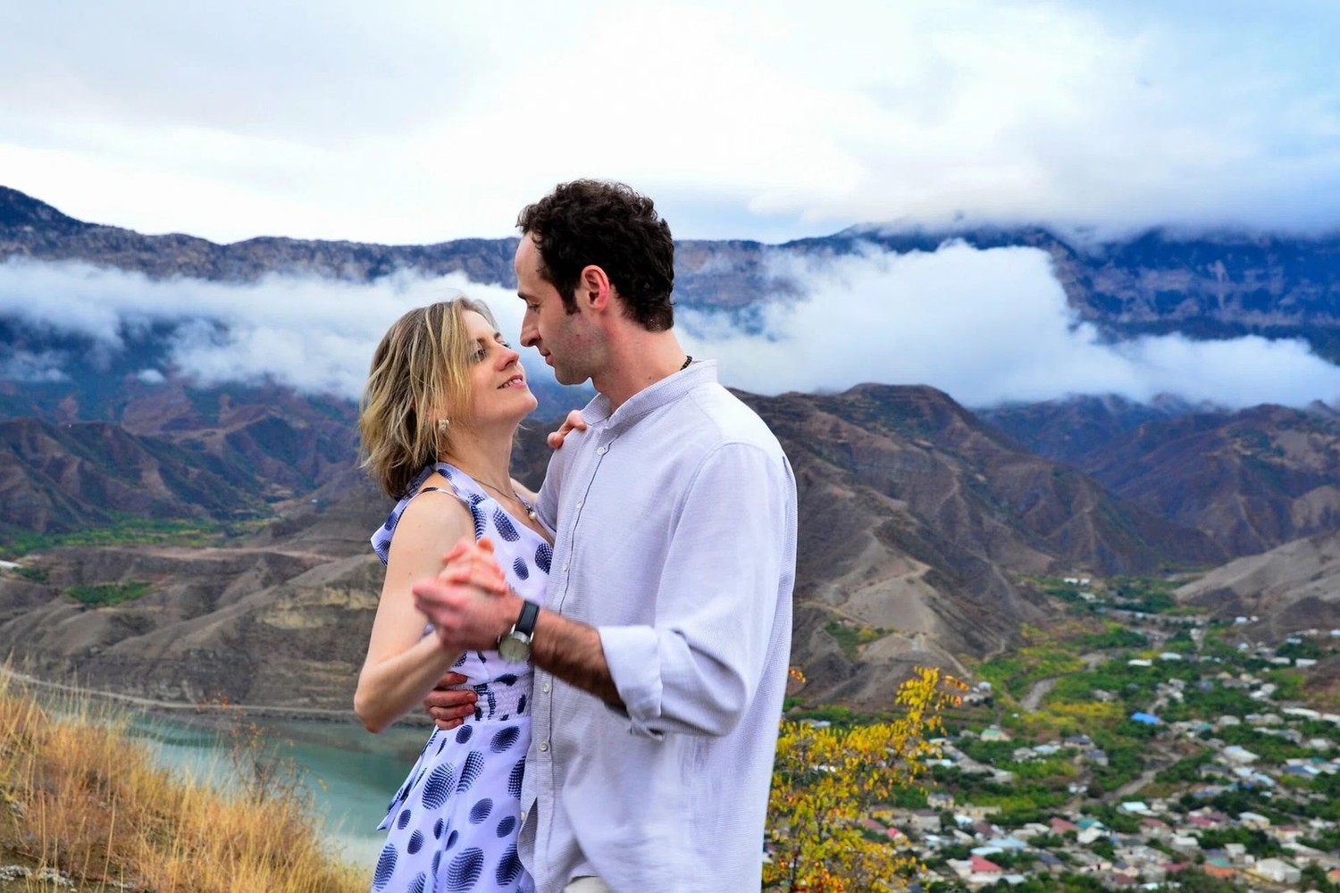 Анна и Вано. Ванна и вино (2024) - фото №8