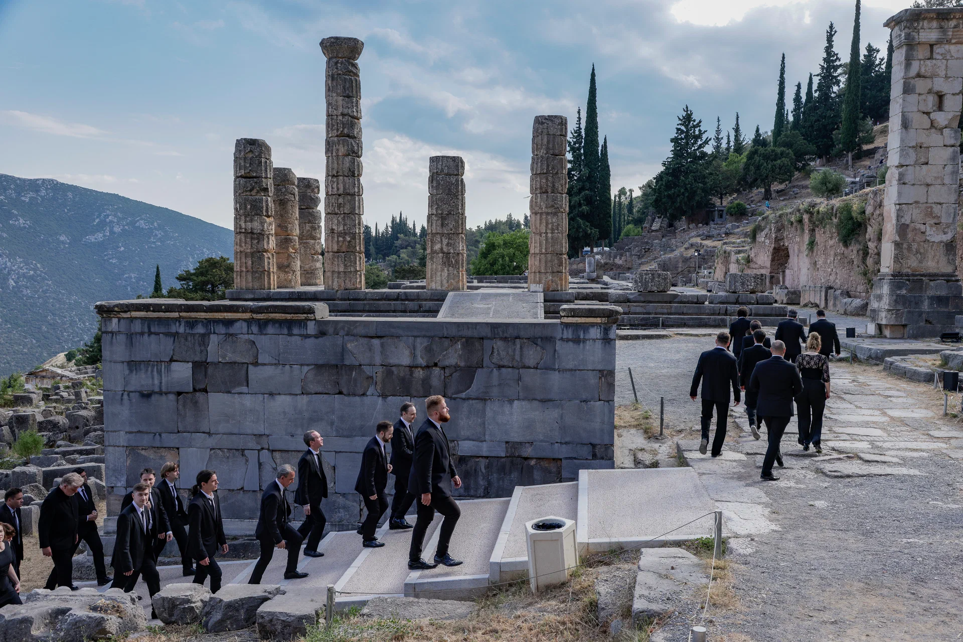 TheatreHD: Курентзис и Саша Вальц: Бетховен. Симфония № 7 (2021) - фото №8