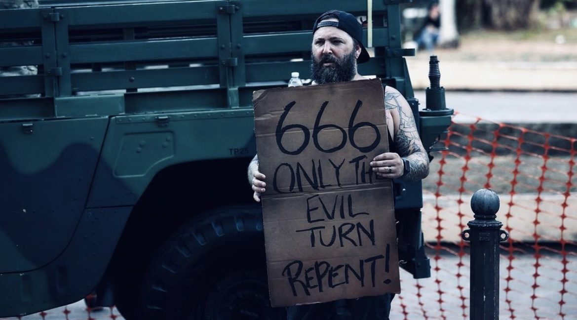 Другой мир: Год волка (2024) - фото №8