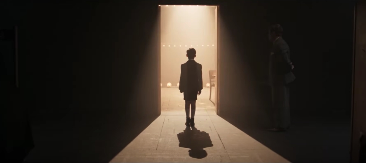 Месье Азнавур (2024) - фото №8 Месье Азнавур (2024) - фото №8