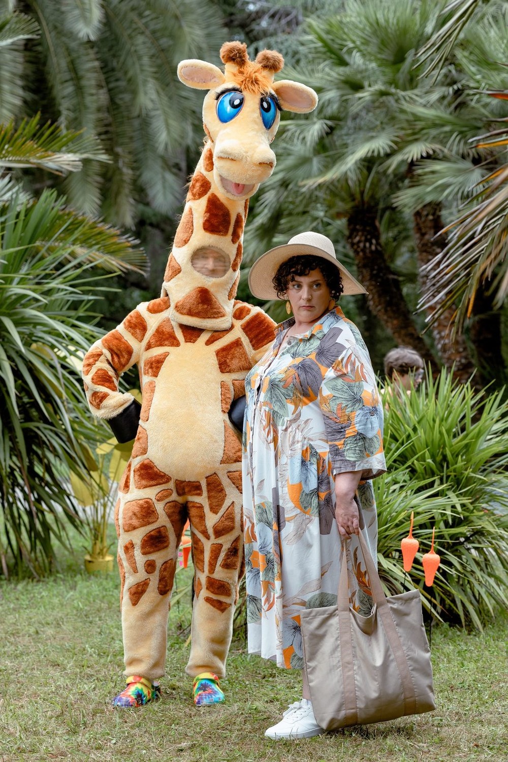 Беляковы в отпуске (2024) - фото №8