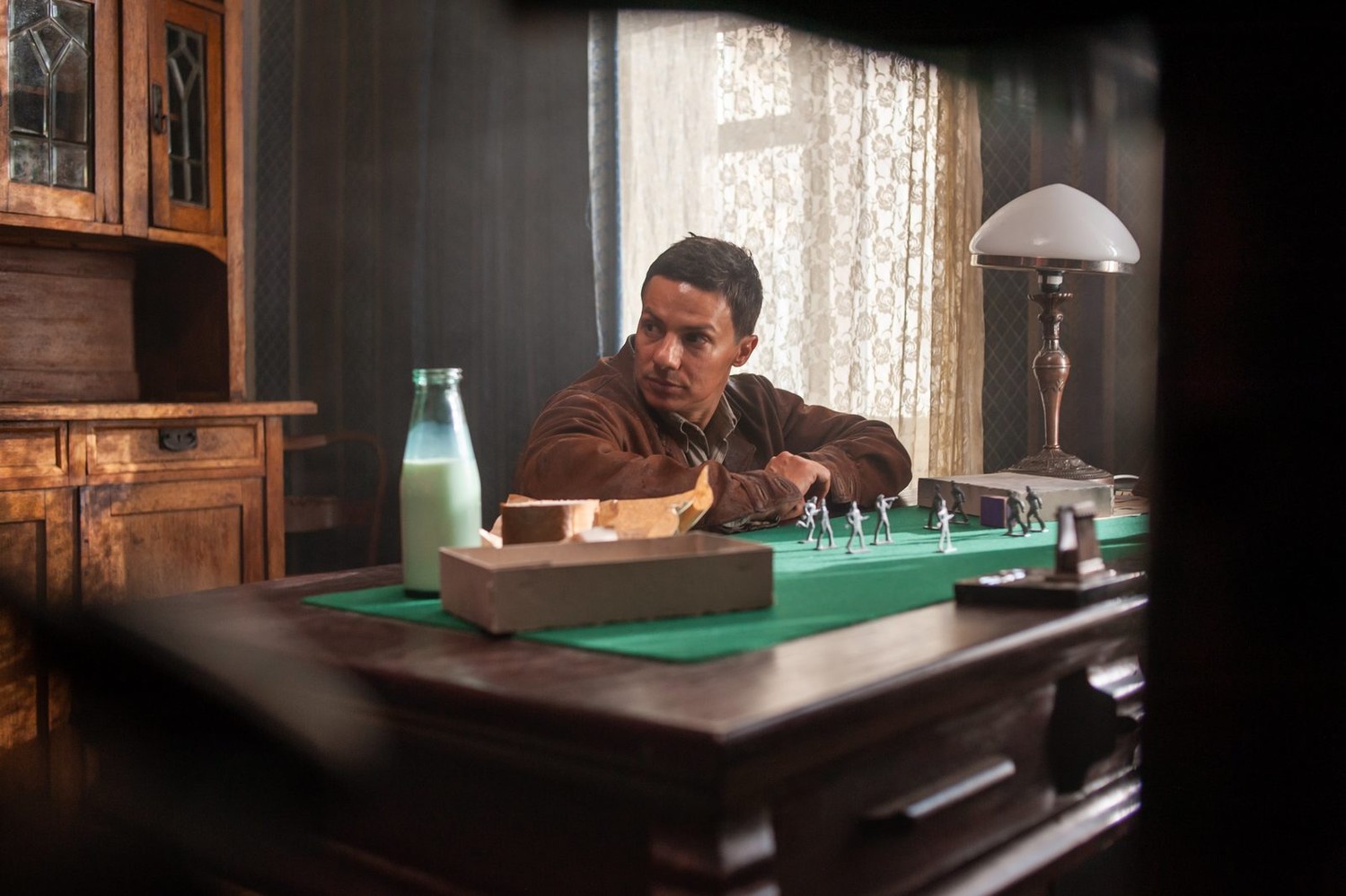 Враг у ворот (сериал) (2024) - фото №8