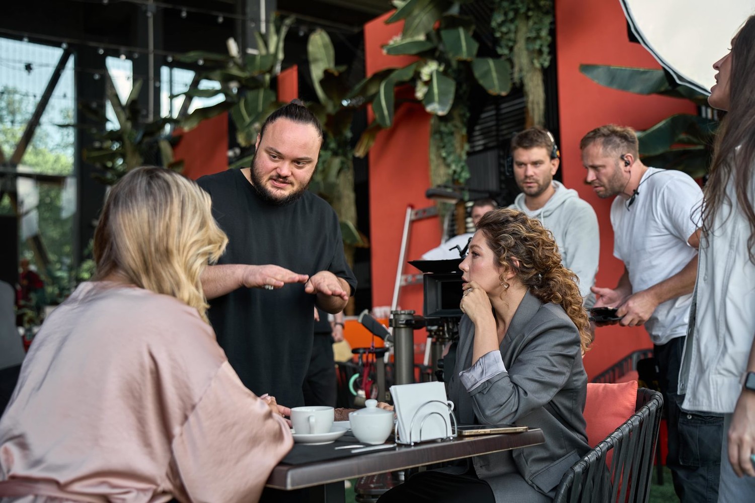 Мы рожаем! (2025) - фото №8