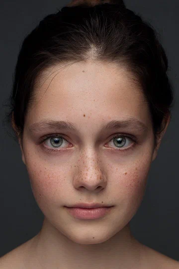 Александра Тихонова (Актриса)